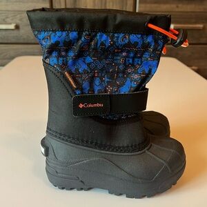Columbia Little Kid Powderbug Plus 11 Print Snow Boot size 10